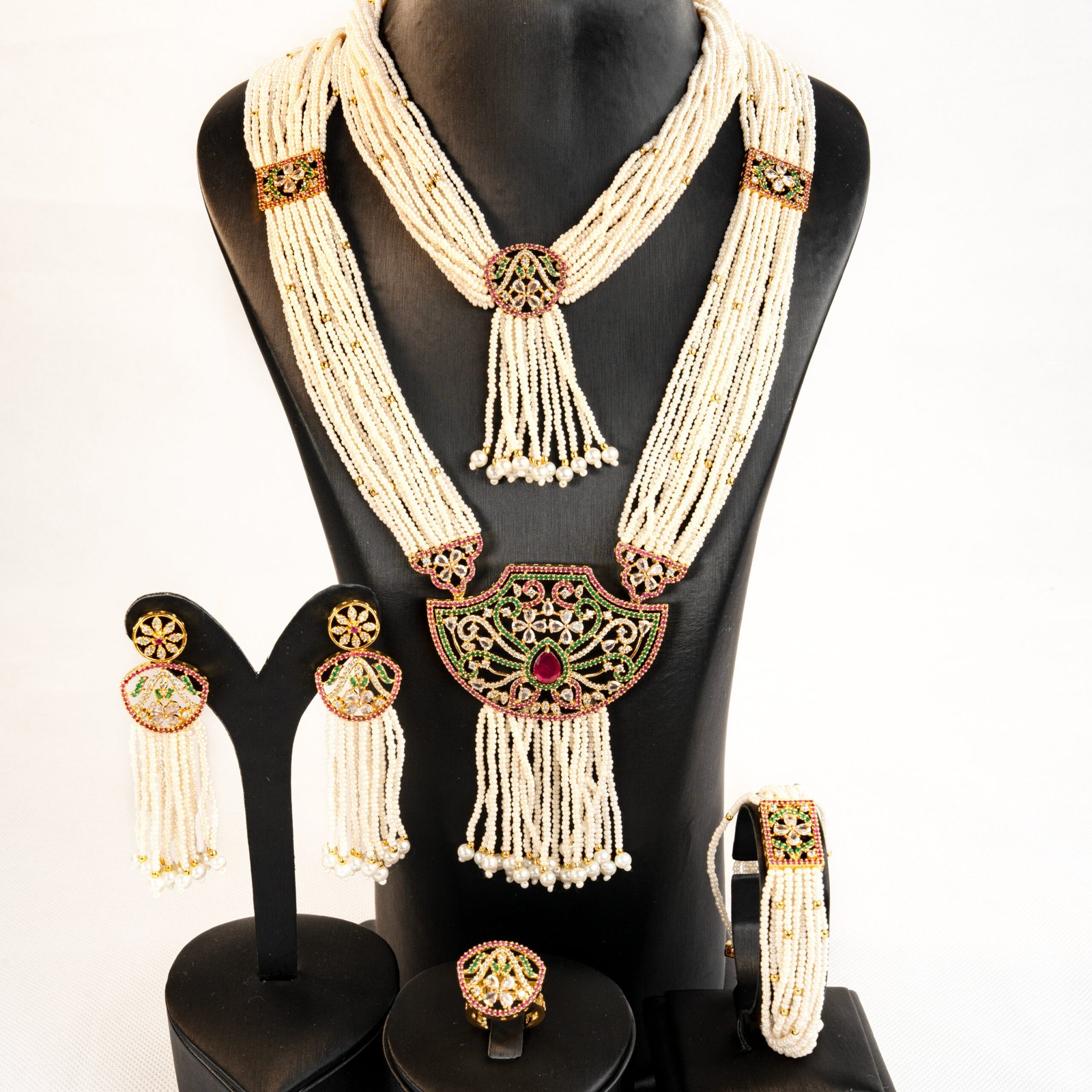 SULTAN'S CROWN Sultan’s Crown - Image 1